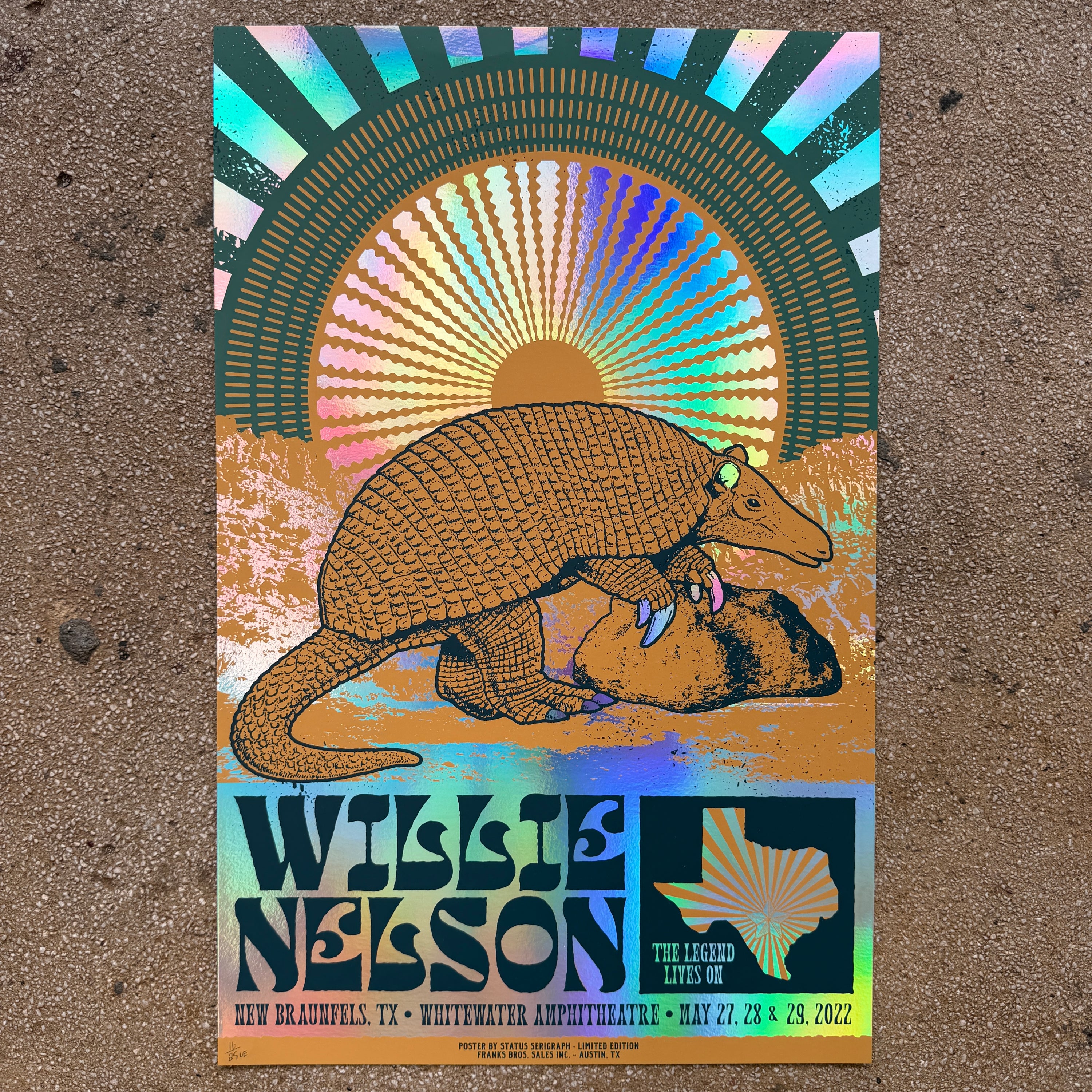Willie Nelson - New Braunfels TX 2022 Rainbow Foil (Scratch & Dent)