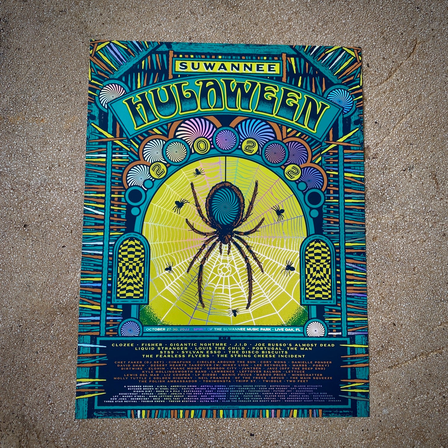 Hulaween 2022 (Rainbow Foil)